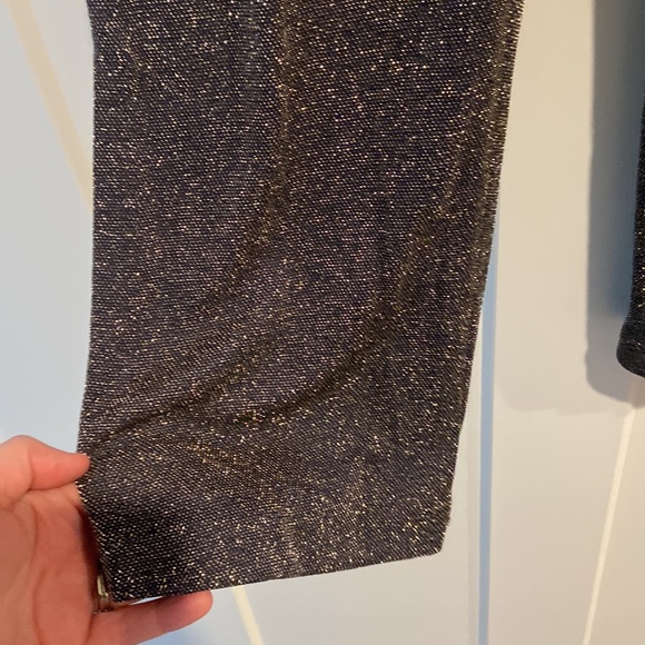 Rabbit Rabbit Rabbit, designs elastic waist band, size 6 Christmas & New Years - Picture 3 of 7